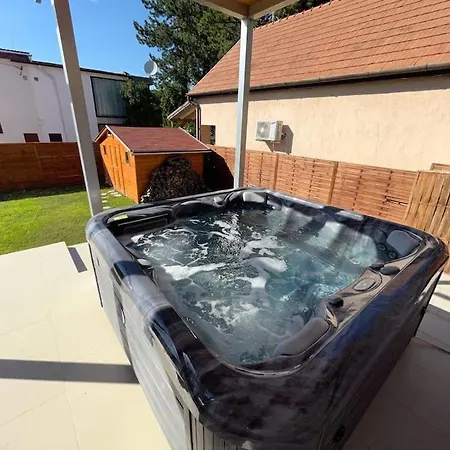 Felix House بيت للعطل *