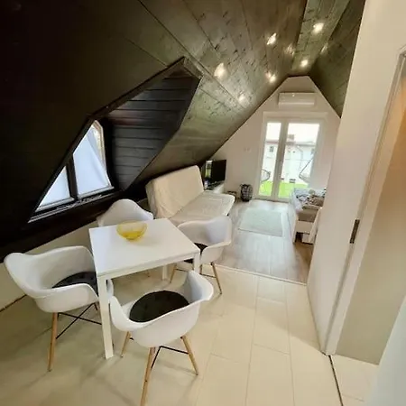 Felix House Ferienhaus *