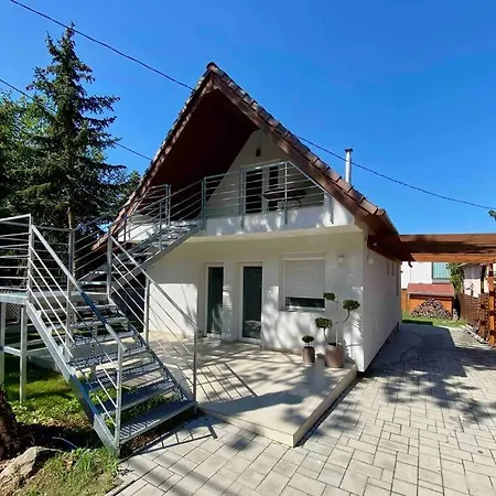Felix House Dom wakacyjny *
