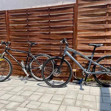 Felix House بيت للعطل