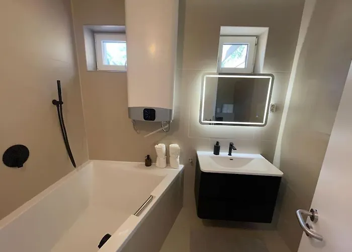Felix House Case de vacanță Siófok