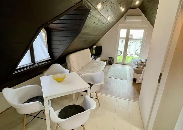 Felix House *